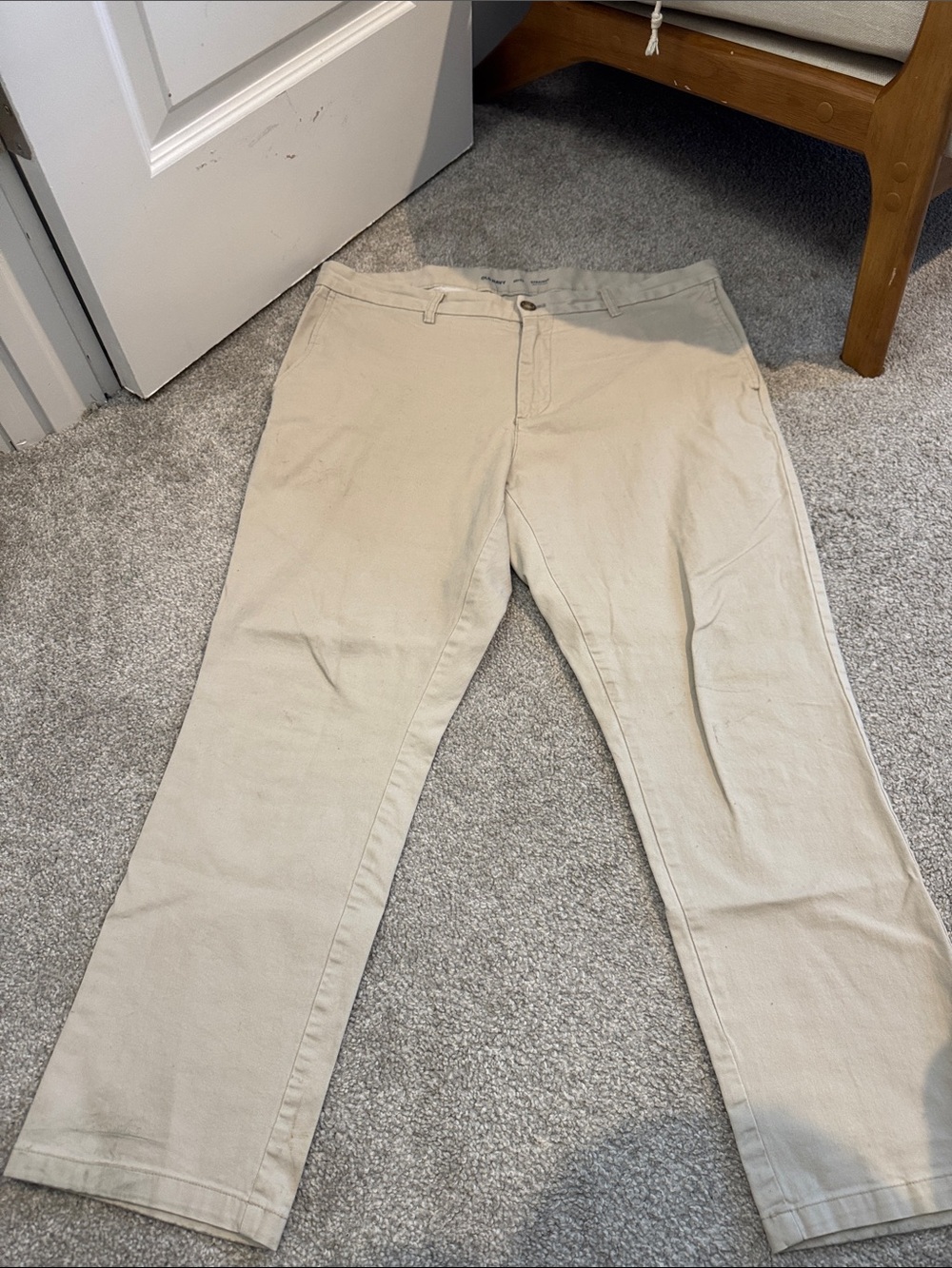 Old Navy Men's Chinos in Light Tan